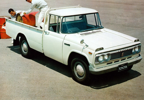 Toyota Stout JP-spec (RK110) 1979–86 images
