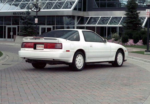 Photos of Toyota Supra 3.0 Turbo Sport Roof US-spec (MA70) 1989–92
