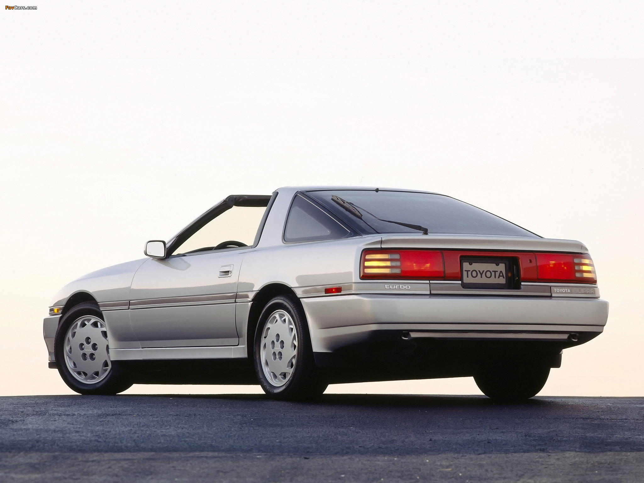 Pictures of Toyota Supra 3.0 Turbo Sport Roof US-spec (MA70) 1989–92 (2048 x 1536)