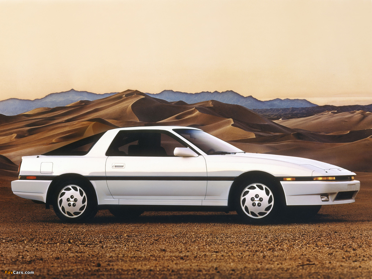 Toyota Supra 3.0 Sports Liftback US-spec (MA70) 1986–89 images (1280 x 960)