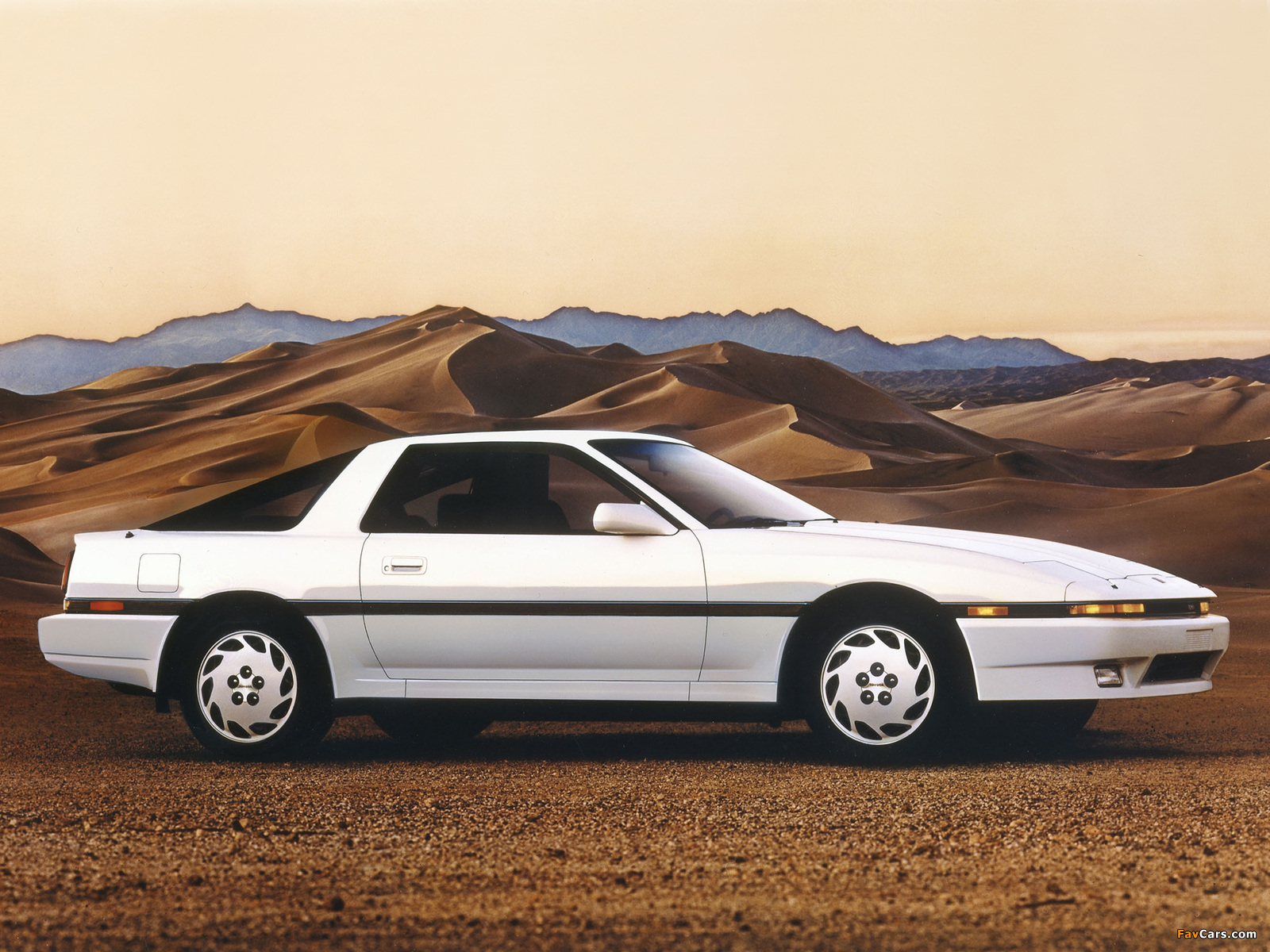 Toyota Supra 3.0 Sports Liftback US-spec (MA70) 1986–89 images (1600 x 1200)