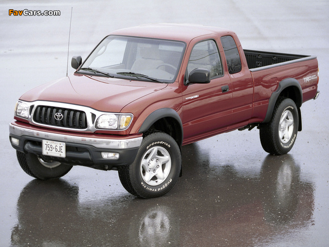 Images of TRD Toyota Tacoma PreRunner Xtracab Off-Road Edition 2001–04 (640 x 480)