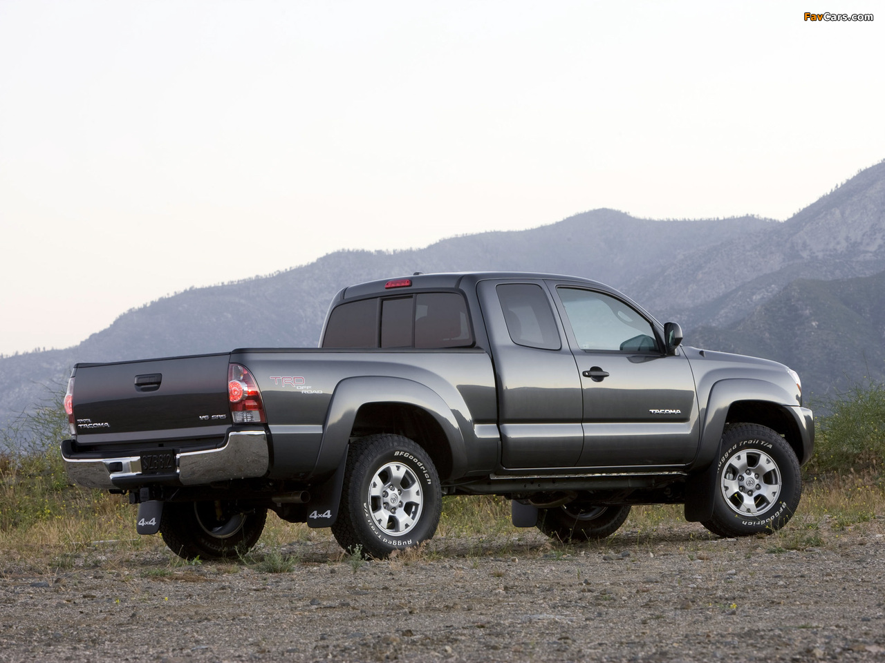 Images of TRD Toyota Tacoma Access Cab Off-Road Edition 2005–12 (1280 x 960)