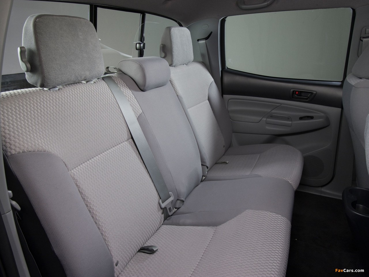 Images of Toyota Tacoma SR5 Double Cab 2012 (1280 x 960)