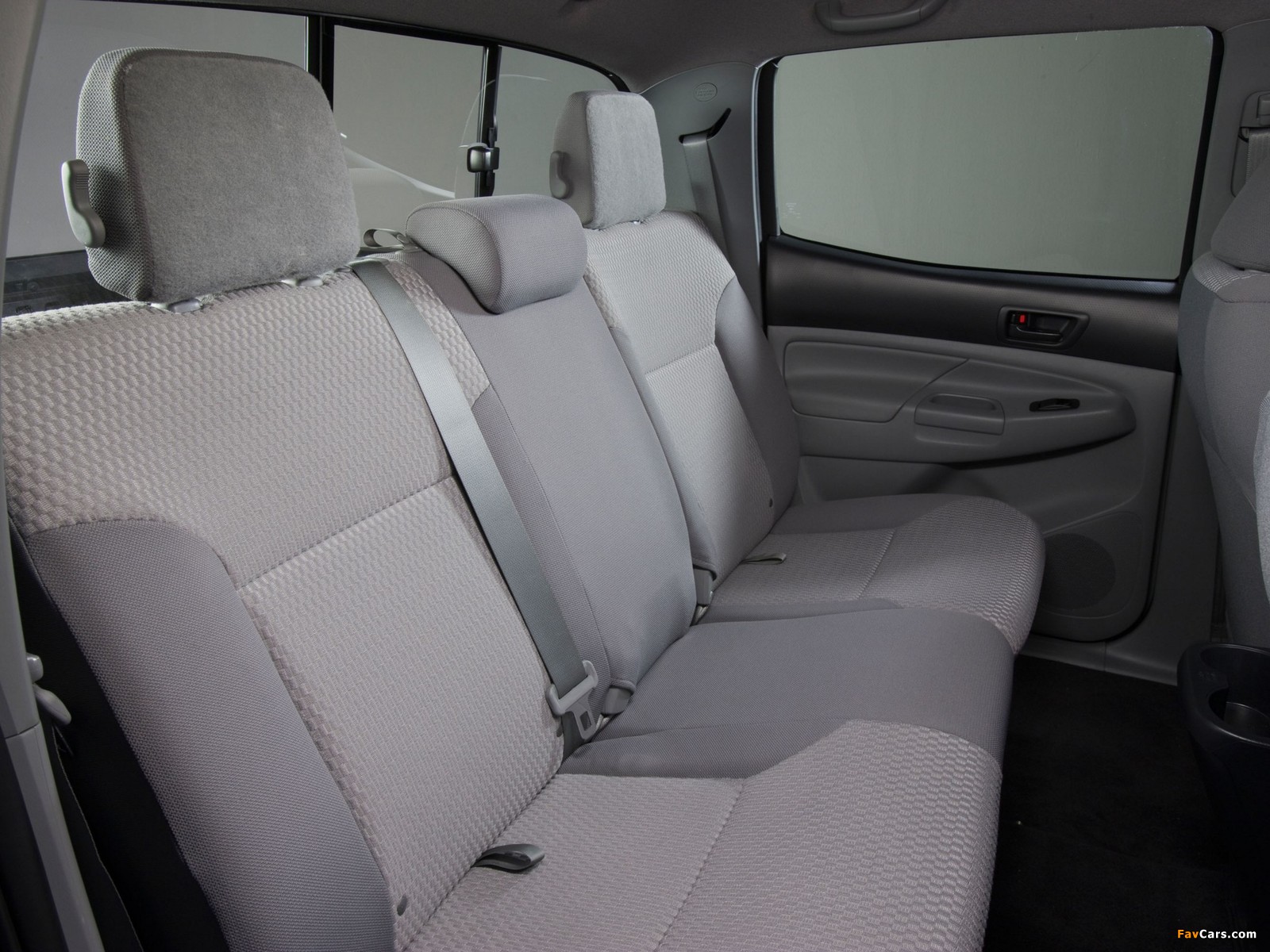 Images of Toyota Tacoma SR5 Double Cab 2012 (1600 x 1200)