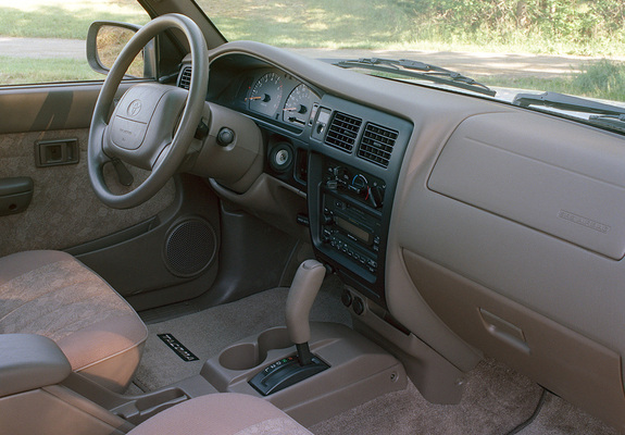 Photos of TRD Toyota Tacoma Xtracab 4WD 1998–2000