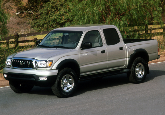 Photos of Toyota Tacoma PreRunner Double Cab 2001–04
