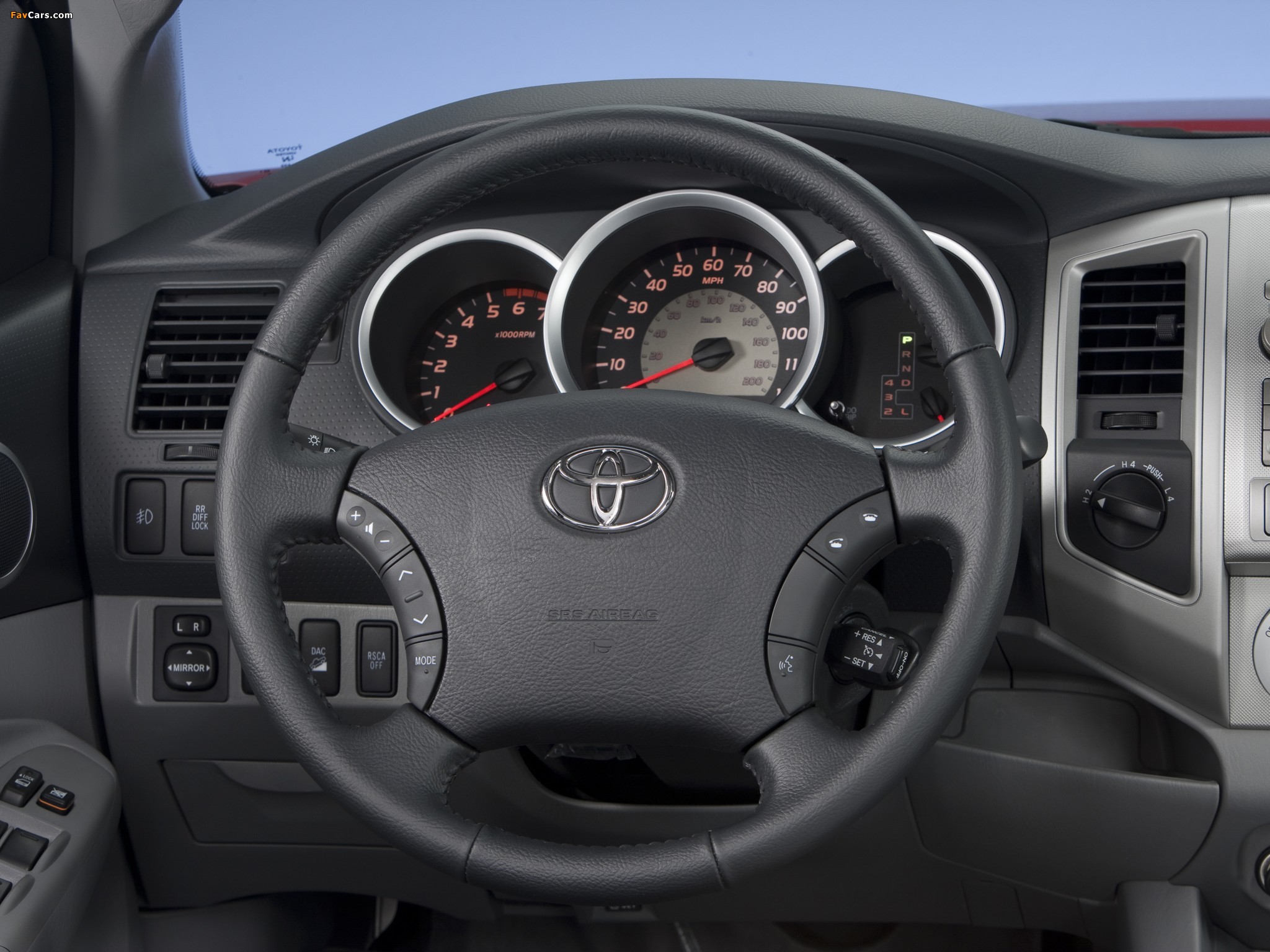 Photos of TRD Toyota Tacoma Double Cab T/X Pro Performance Package 2010–12 (2048 x 1536)
