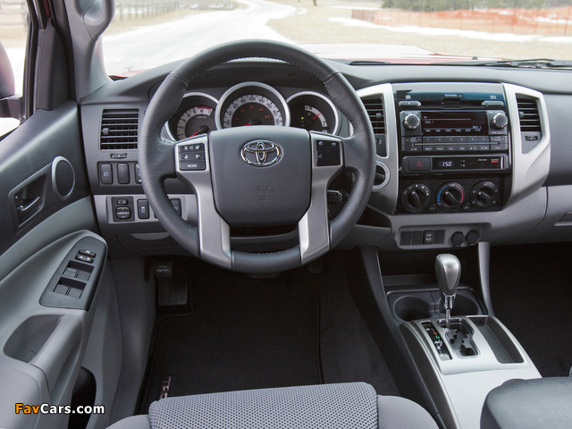 Photos of TRD Toyota Tacoma Double Cab Sport Edition 2012 (640 x 480)