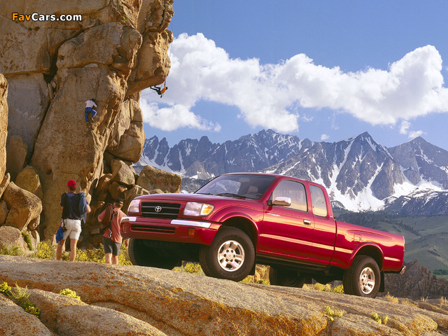 Pictures of Toyota Tacoma Xtracab 4WD 1998–2000 (640 x 480)