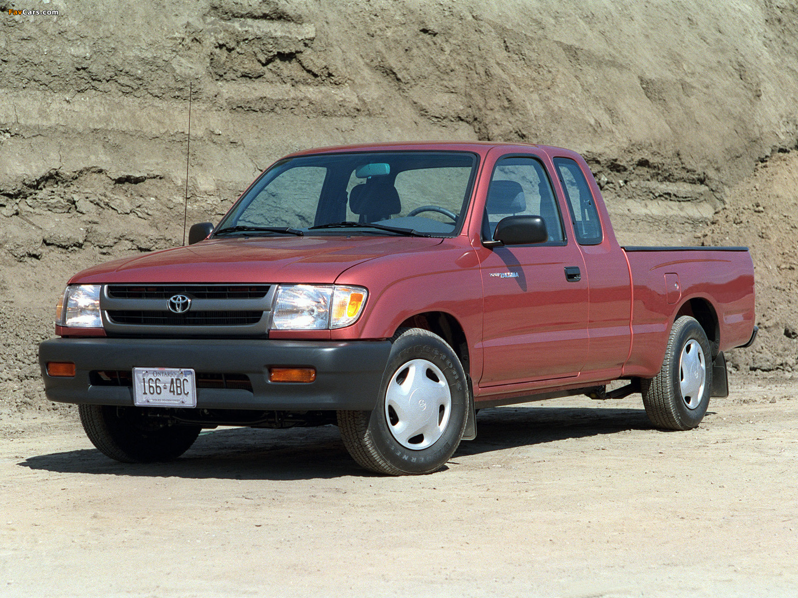 Pictures of Toyota Tacoma Xtracab 2WD 1998–2000 (1600 x 1200)