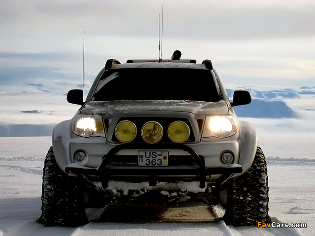 Pictures of Arctic Trucks Toyota Tacoma AT44 2005 (640 x 480)