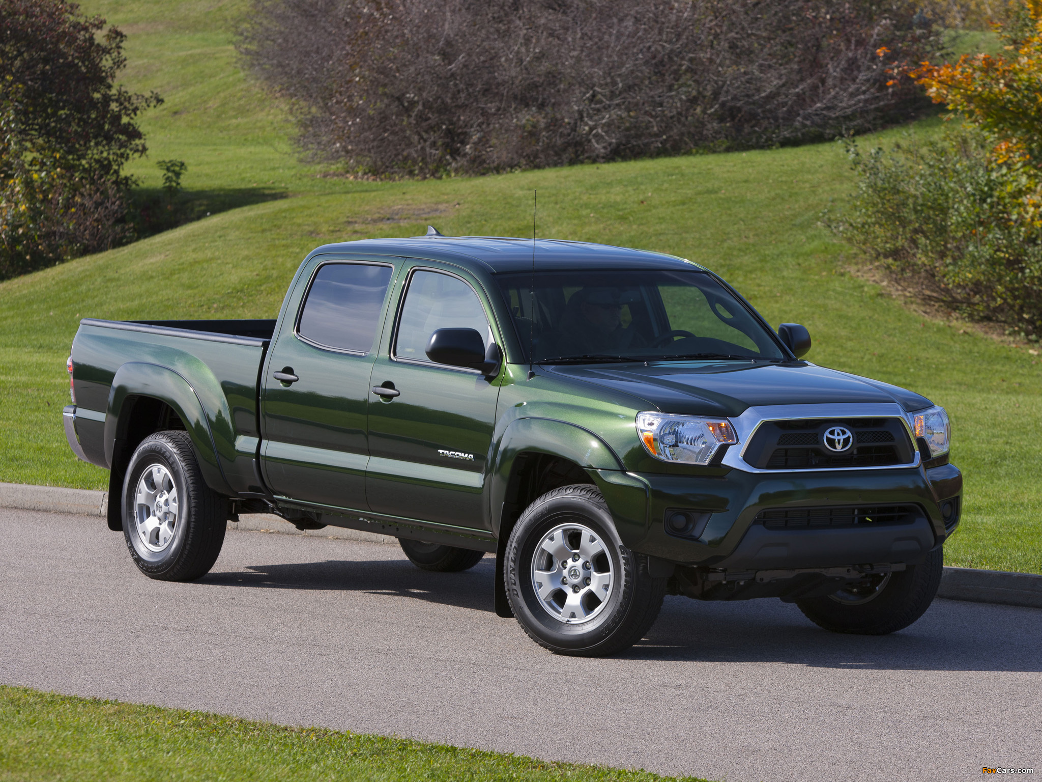 Pictures of Toyota Tacoma SR5 Double Cab 2012 (2048 x 1536)