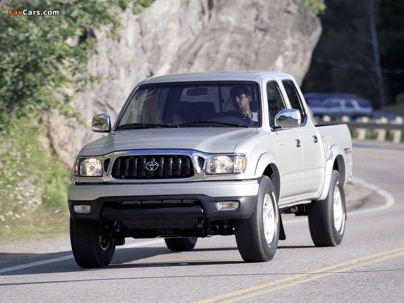 TRD Toyota Tacoma PreRunner Double Cab Off-Road Edition 2001–04 pictures (800 x 600)