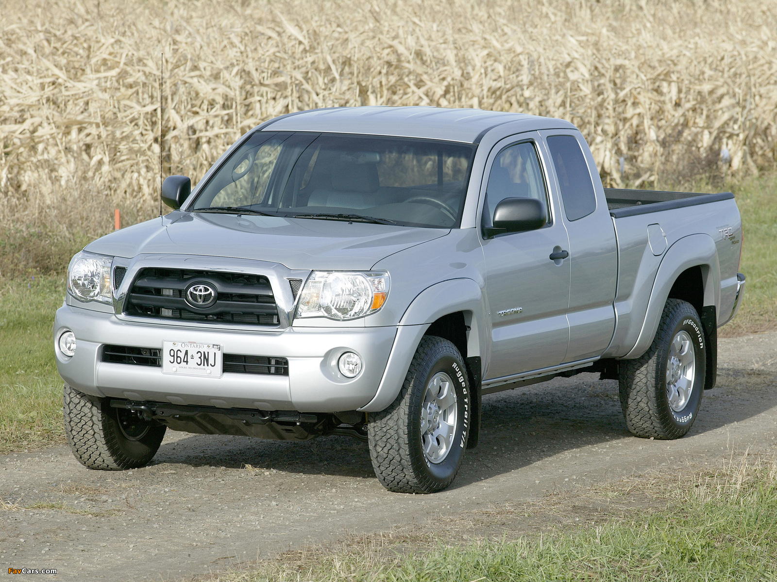 TRD Toyota Tacoma Access Cab Off-Road Edition 2005–12 pictures (1600 x 1200)