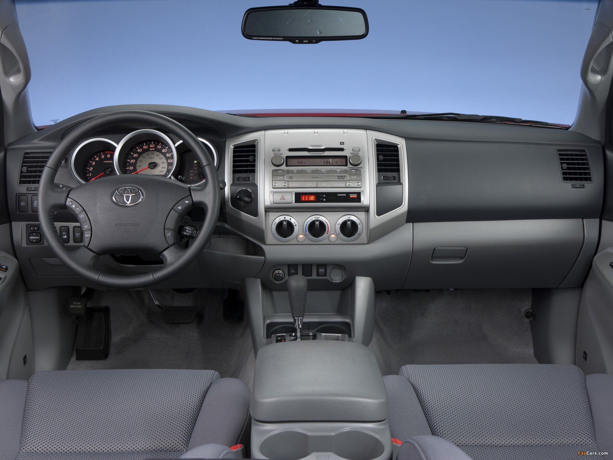 TRD Toyota Tacoma Double Cab T/X Pro Performance Package 2010–12 images (2048 x 1536)