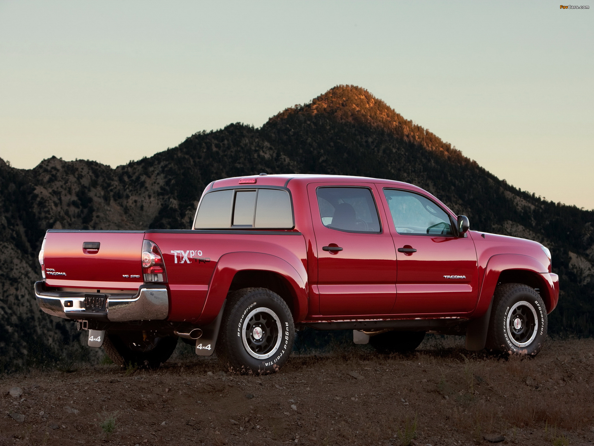 TRD Toyota Tacoma Double Cab T/X Pro Performance Package 2010–12 images (2048 x 1536)