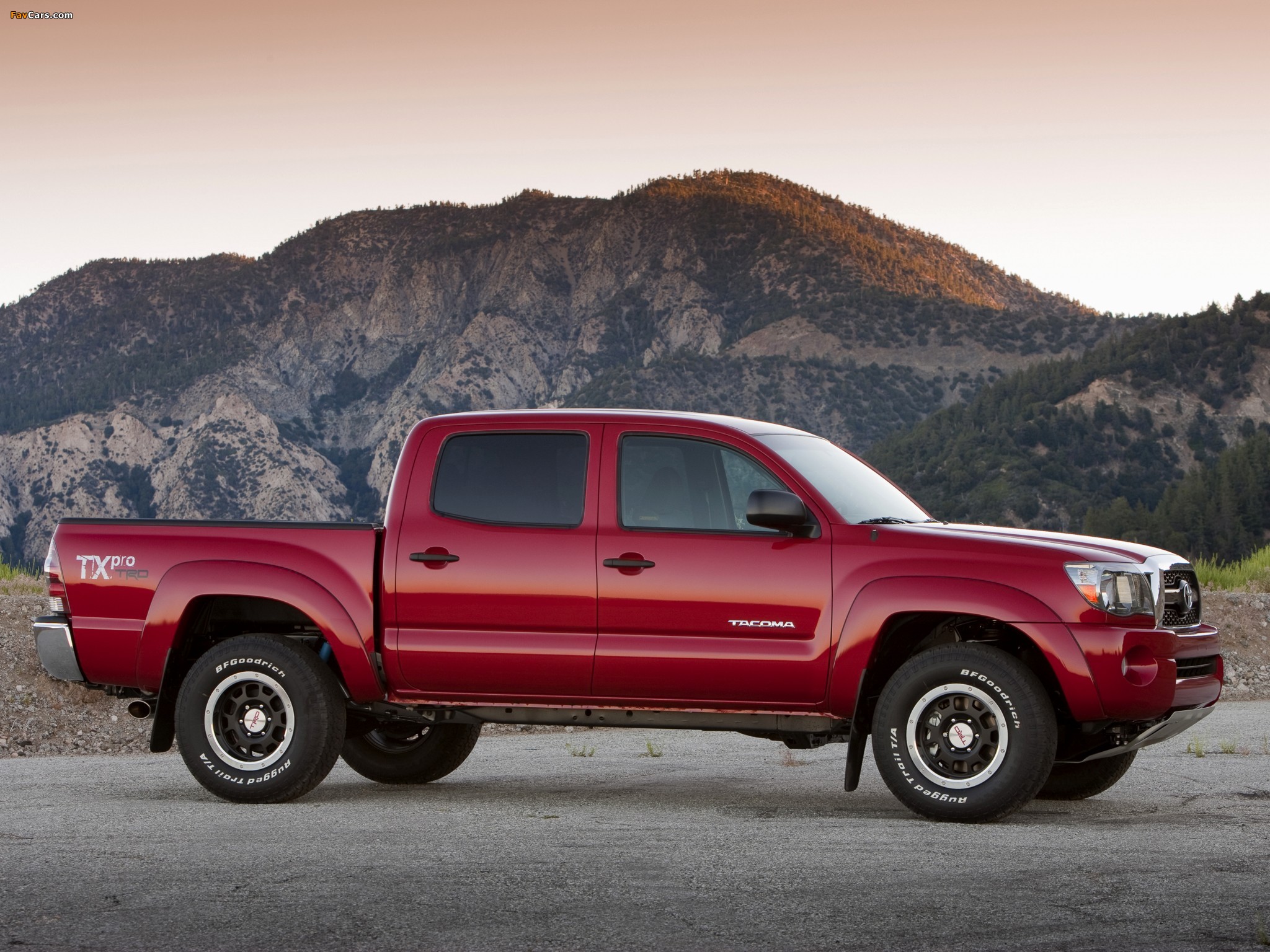 TRD Toyota Tacoma Double Cab T/X Pro Performance Package 2010–12 photos (2048 x 1536)