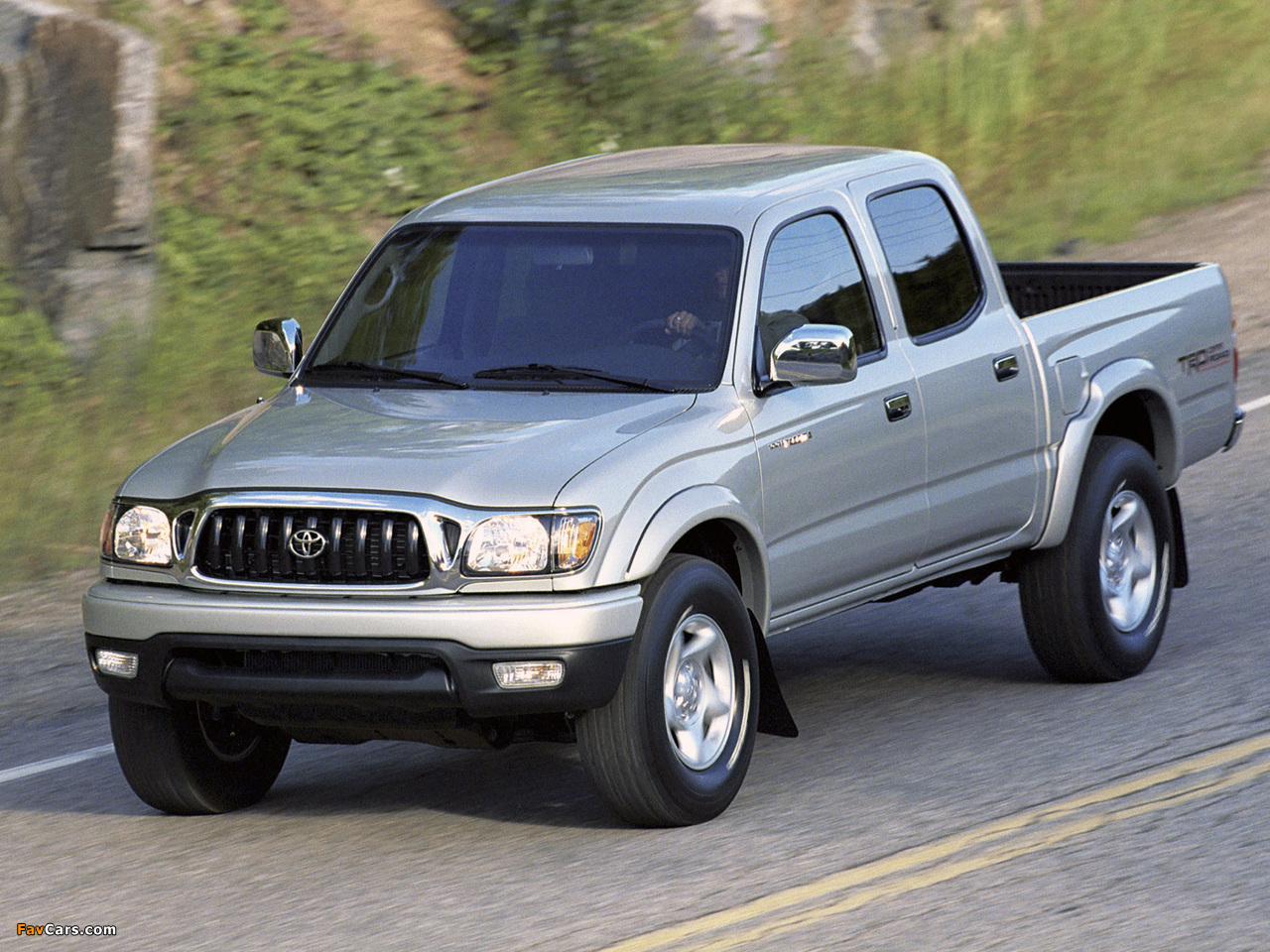 TRD Toyota Tacoma PreRunner Double Cab Off-Road Edition 2001–04 wallpapers (1280 x 960)