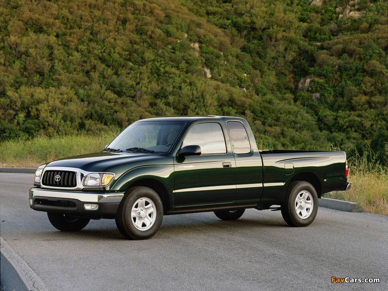 Toyota Tacoma SR5 2WD Xtracab 2001–04 wallpapers (800 x 600)