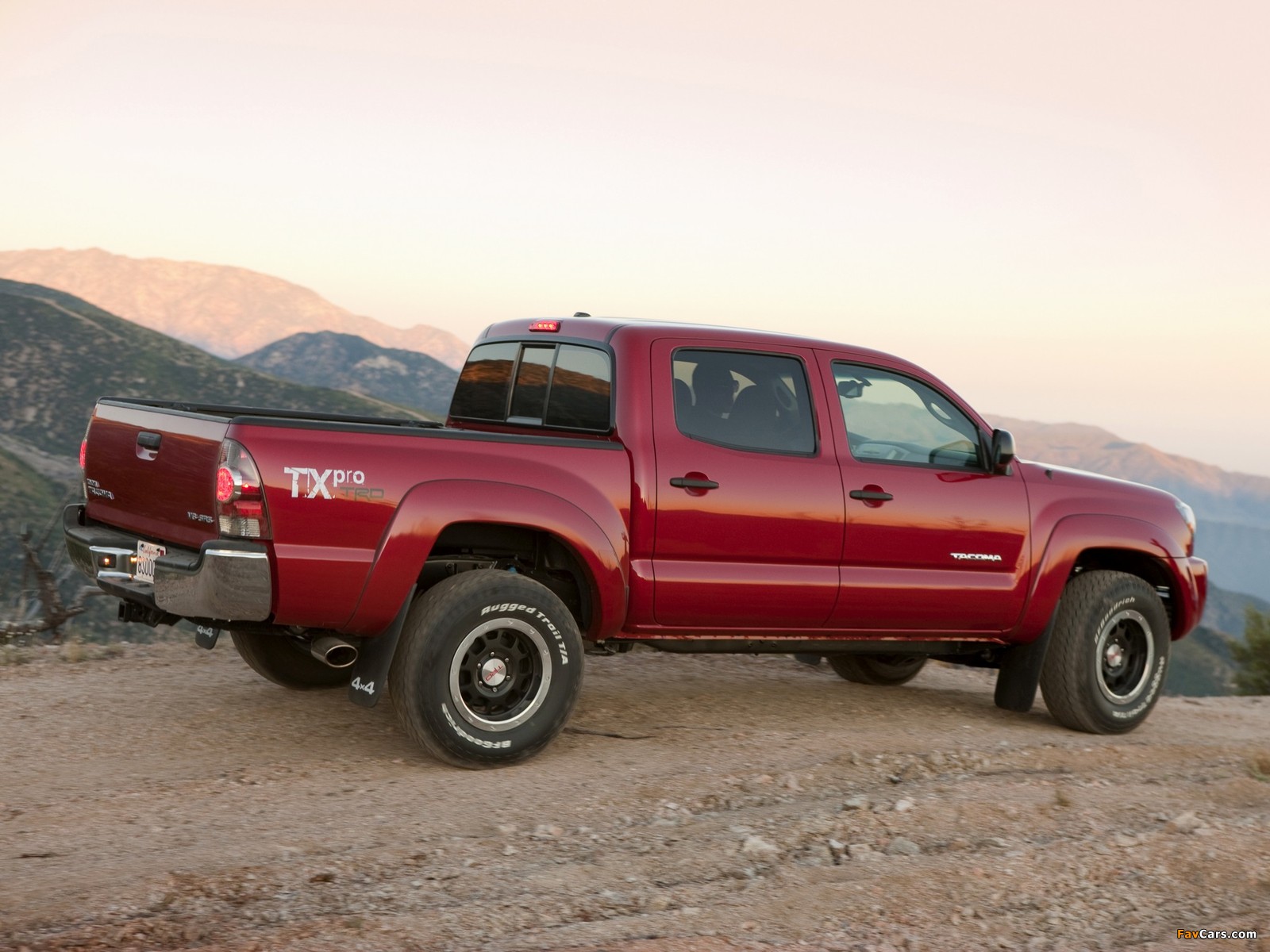 TRD Toyota Tacoma Double Cab T/X Pro Performance Package 2010–12 wallpapers (1600 x 1200)