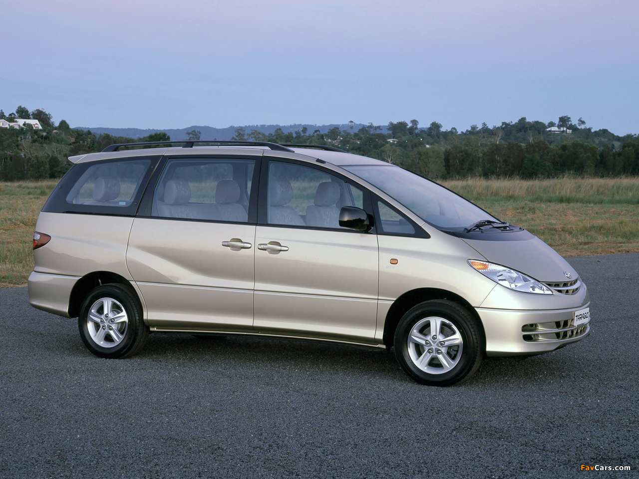 Images of Toyota Tarago 2000–03 (1280 x 960)
