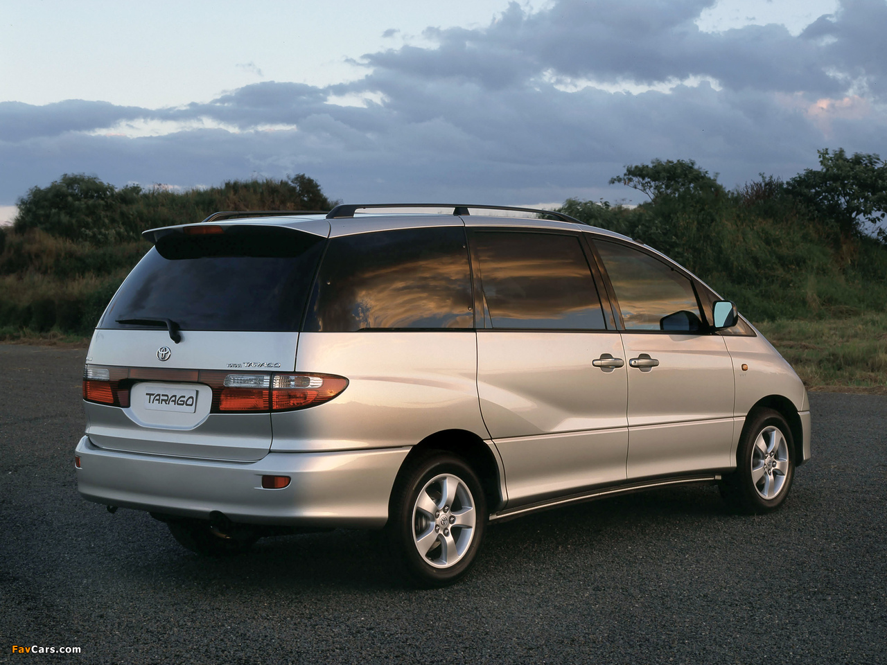 Pictures of Toyota Tarago 2000–03 (1280 x 960)