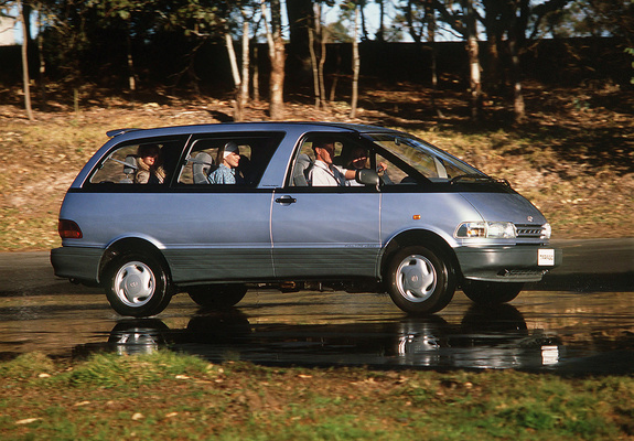 Toyota Tarago 1990–2000 wallpapers