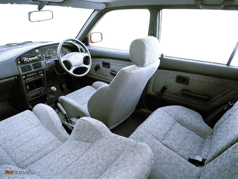 Photos of Toyota Tazz 160i XE (EE90) 1996–2006 (800 x 600)