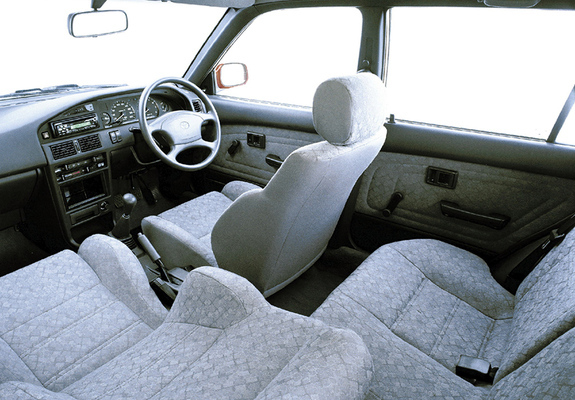 Photos of Toyota Tazz 160i XE (EE90) 1996–2006