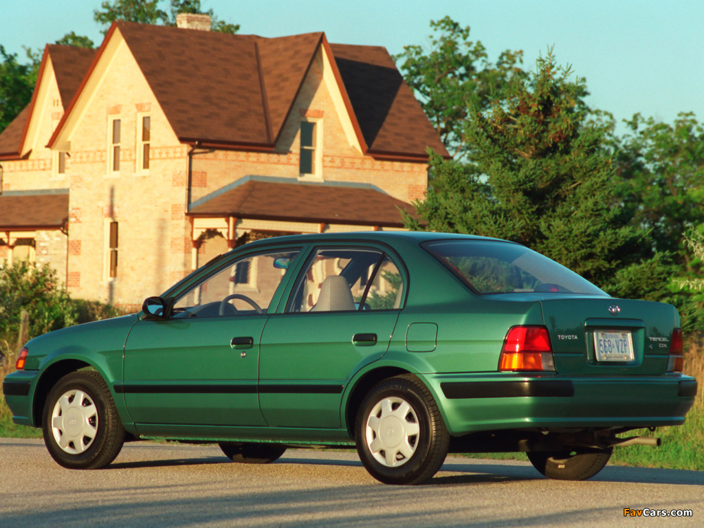 Images of Toyota Tercel Sedan US-spec 1994–98 (1024 x 768)