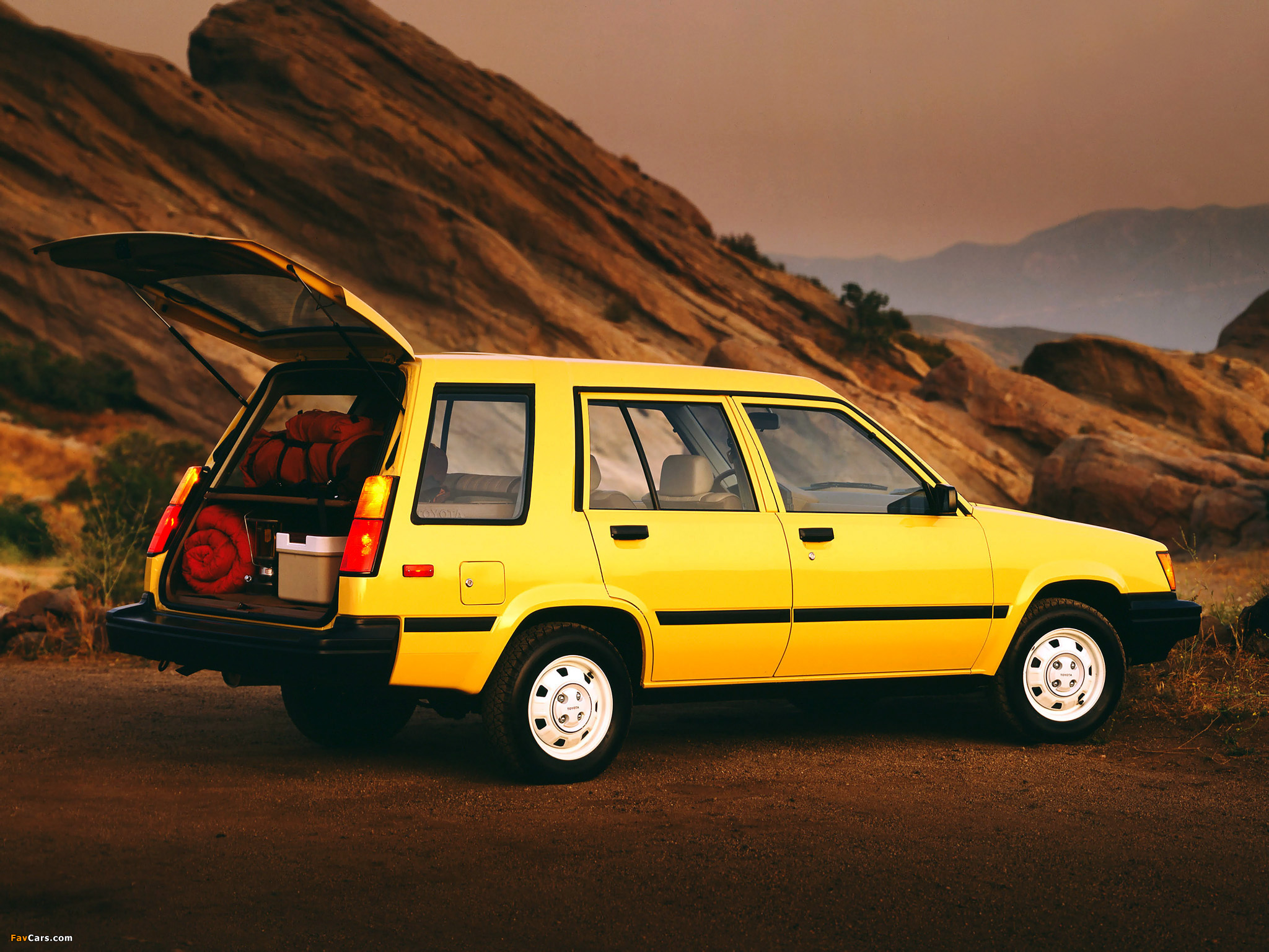 Photos of Toyota Tercel Wagon 1983–87 (2048 x 1536)