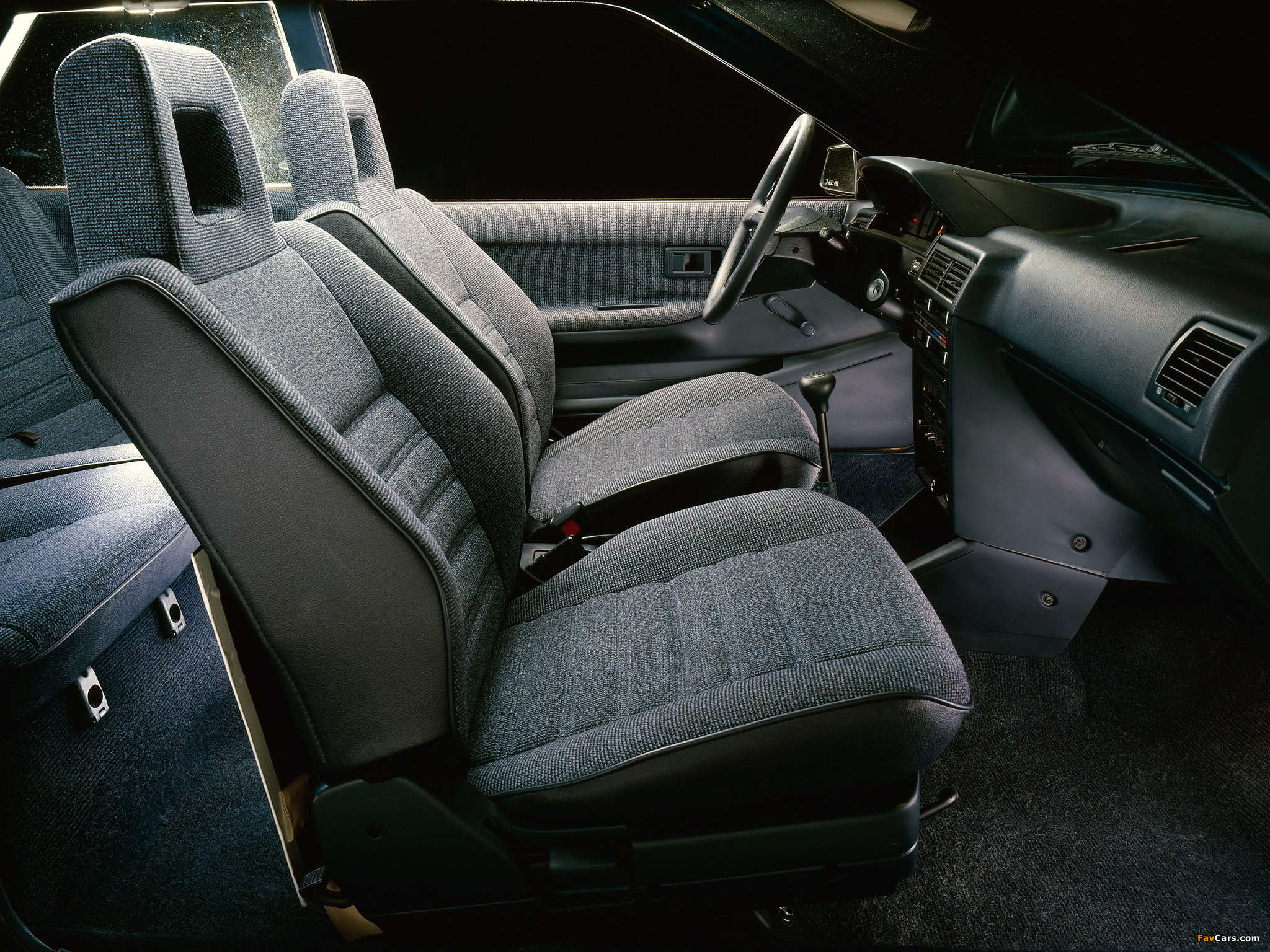 Photos of Toyota Tercel 3-door US-spec 1987–90 (2048 x 1536)