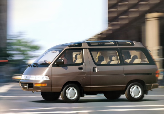 Toyota TownAce Wagon Super Extra Skylite Roof 4WD (YR30G/CR31G) 1993–96 pictures