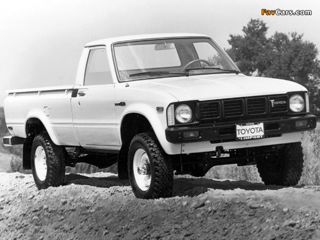 Images of Toyota Deluxe Truck 4WD (RN37) 1979–81 (640 x 480)