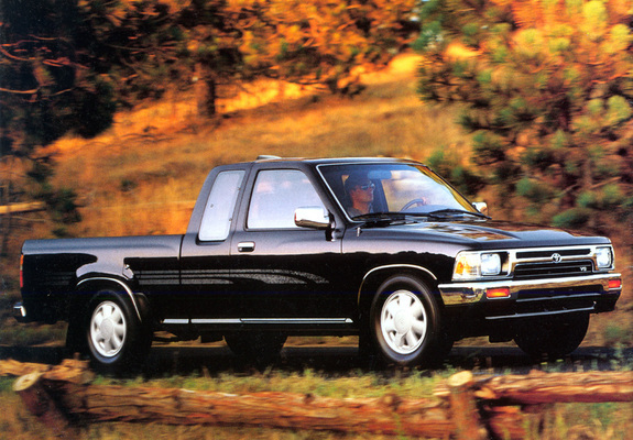 Images of Toyota Truck Xtracab 2WD 1988–95