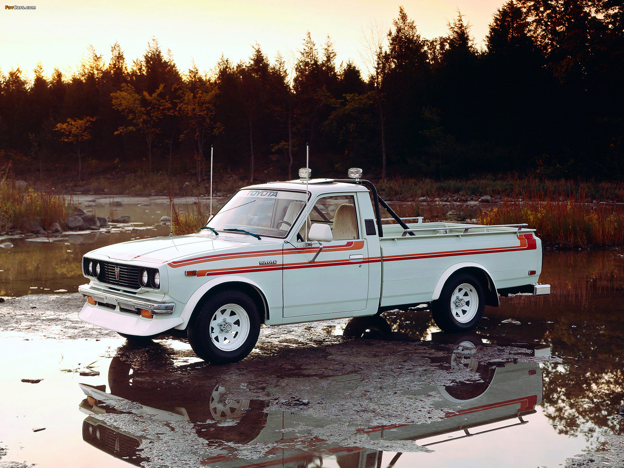 Photos of Toyota SR5 Long Sport Truck 2WD (RN28) 1976–78 (2048 x 1536)