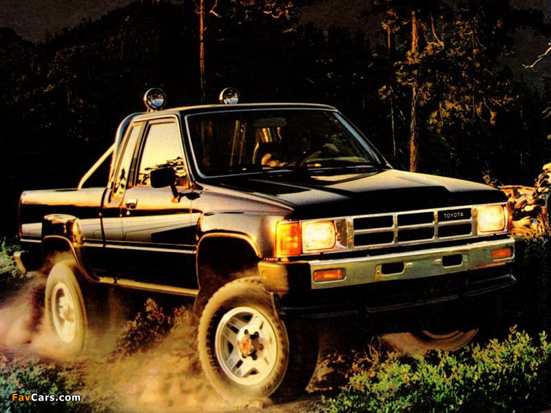 Photos of Toyota Truck Xtracab 4WD 1984–86 (800 x 600)