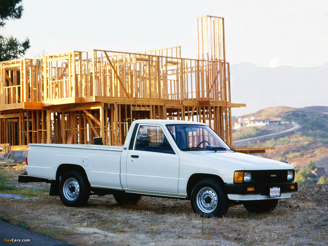 Photos of Toyota Truck Regular Cab 2WD 1986–88 (1280 x 960)