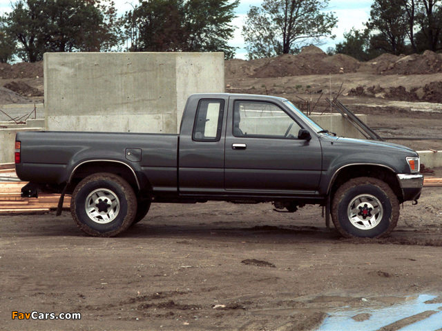 Photos of Toyota Truck Xtracab 4WD 1988–95 (640 x 480)