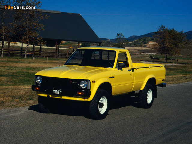Pictures of Toyota Deluxe Truck 4WD (RN37) 1979–81 (640 x 480)