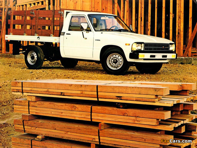 Toyota Truck Cab/Chassis 2WD (RN44) 1982–83 wallpapers (640 x 480)