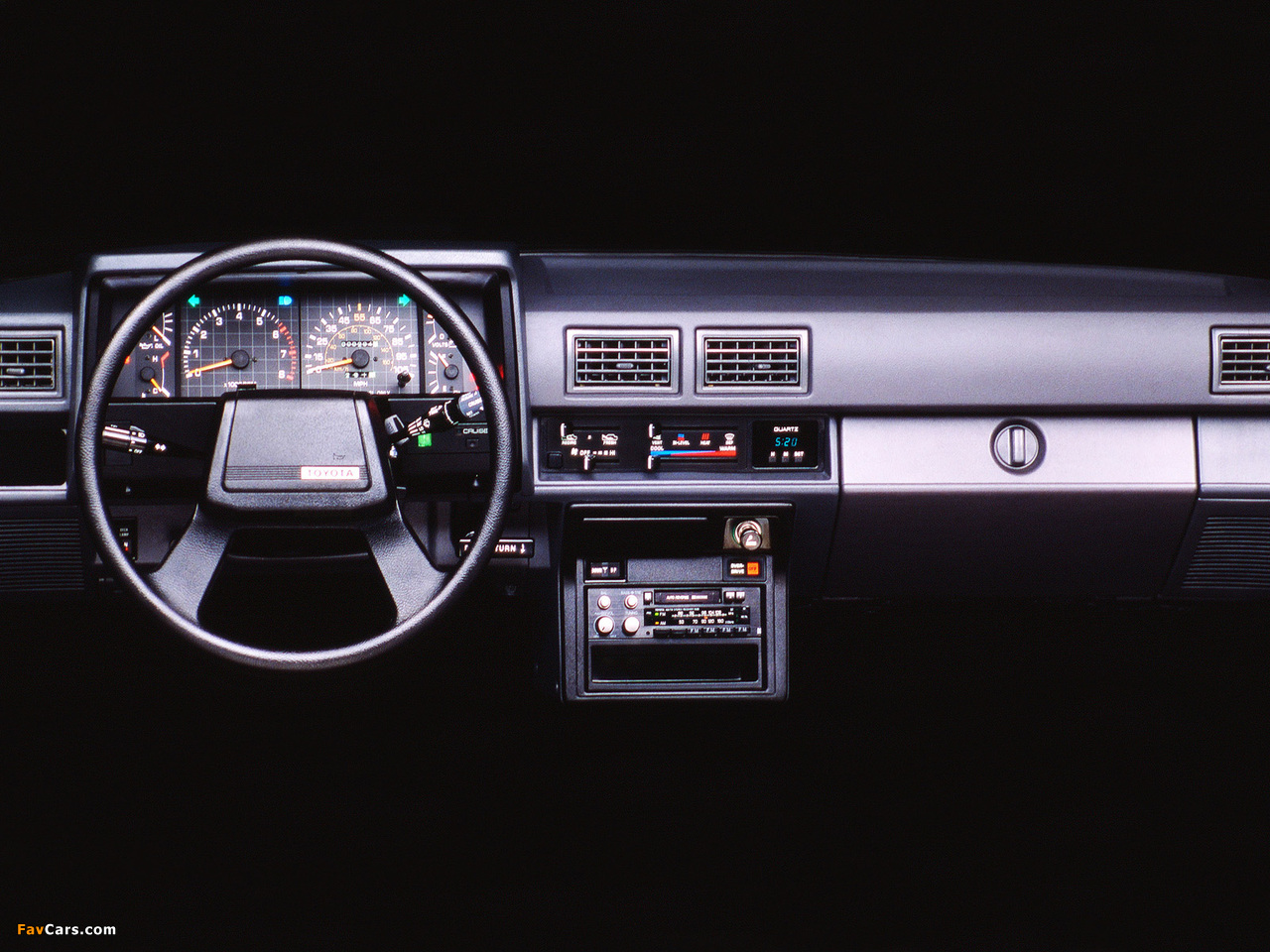 Toyota Truck Cab/Chassis 1984–88 photos (1280 x 960)