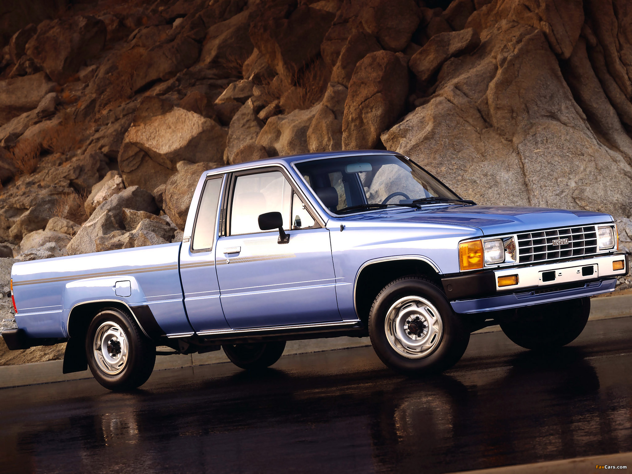 Toyota Truck Xtracab 2WD 1984–86 photos (2048 x 1536)