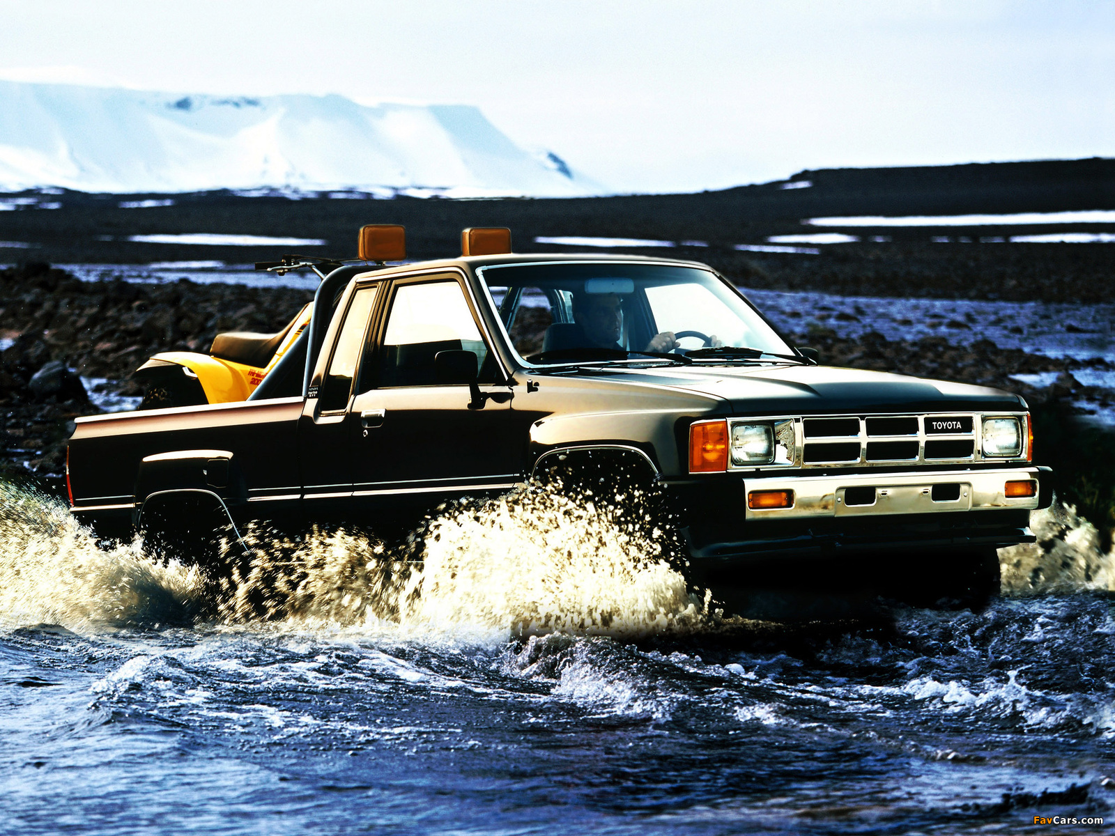 Toyota Truck Xtracab 4WD 1984–86 pictures (1600 x 1200)