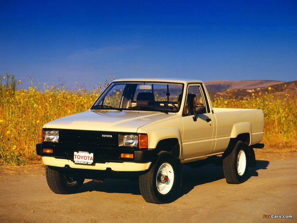 Toyota Truck Regular Cab 4WD 1984–86 pictures (1024 x 768)