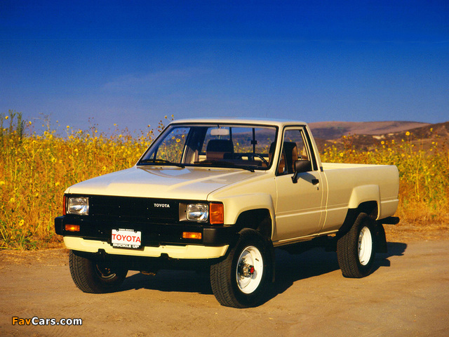 Toyota Truck Regular Cab 4WD 1984–86 pictures (640 x 480)