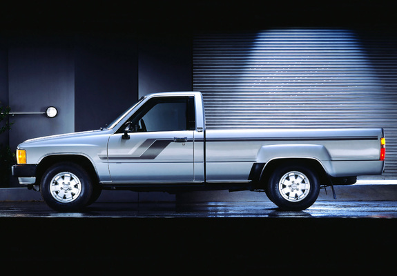 Toyota Truck SR5 Long Bed Sport 2WD 1986–88 images