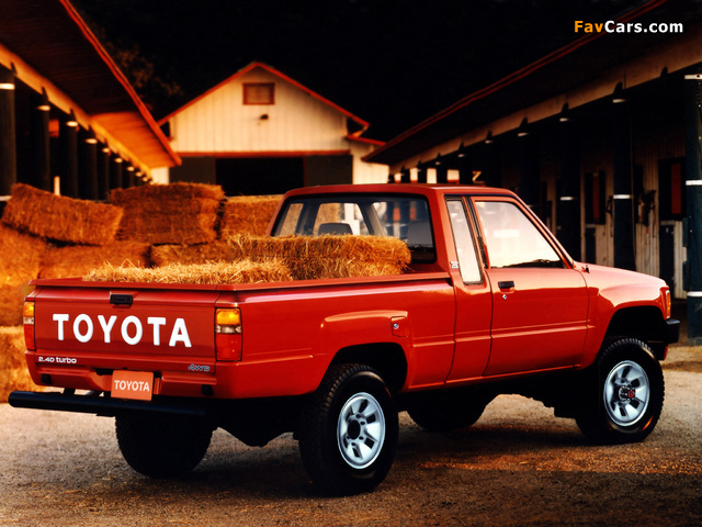 Toyota Truck Xtracab 4WD 1986–88 pictures (640 x 480)