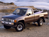 Toyota Truck Regular Cab 4WD 1986–88 pictures